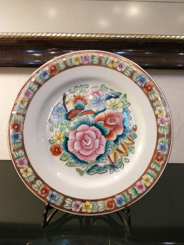 Antiguo Plato Decorativo De Porcelana China Con Flores