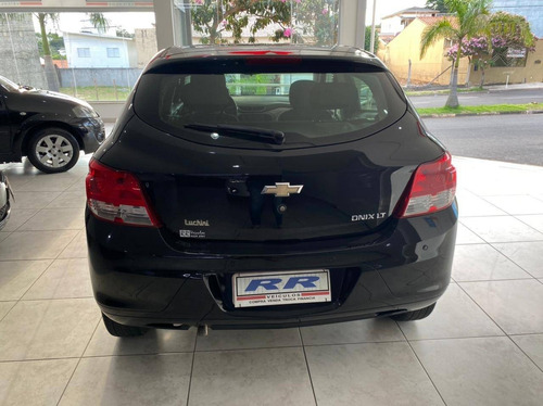 Chevrolet Onix 1.0 Mpfi Lt 8v Flex 4p Manual