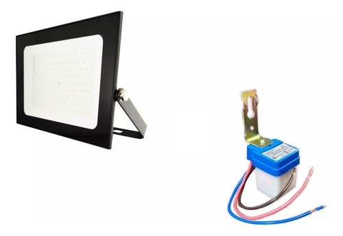 Foco Proyector Led 100w + Fotocelda Sensor Encendido 220v