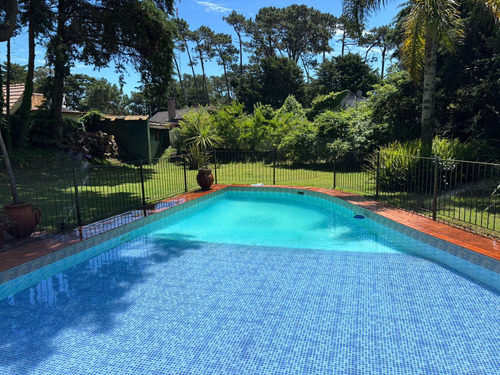 Alquiler Casa 3 Dorm Con Dependencia Mas Piscina Y Parrillero Barrio Cantegril Punta Del Este Uruguay