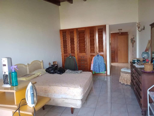 Se Vende Casa Para Remodelar,ubicada En Terrazas De Club Hípico. Nc