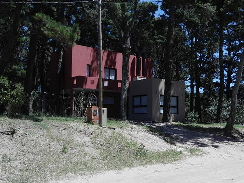 Casa De 4 Ambientes - Valeria Del Mar - Pinamar