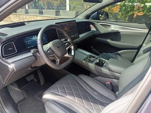 BYD Sealion 7