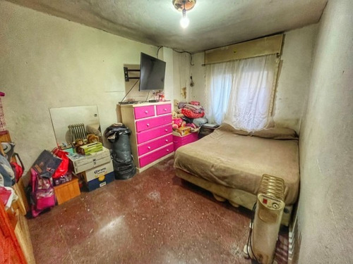 Imagen 19 de 24 de En Venta Casa, Multifamiliar, A Reciclar!! (villa Lugano)