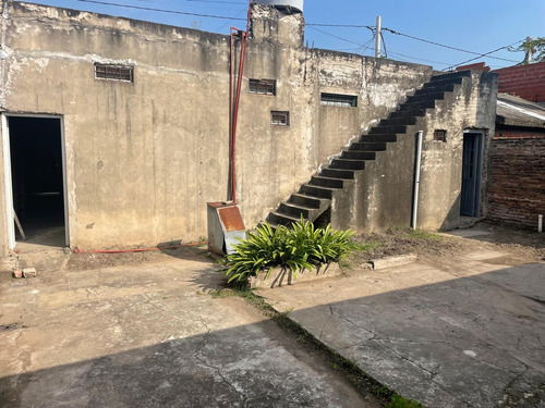 Departamento En Venta Castelar Con 2 Locales