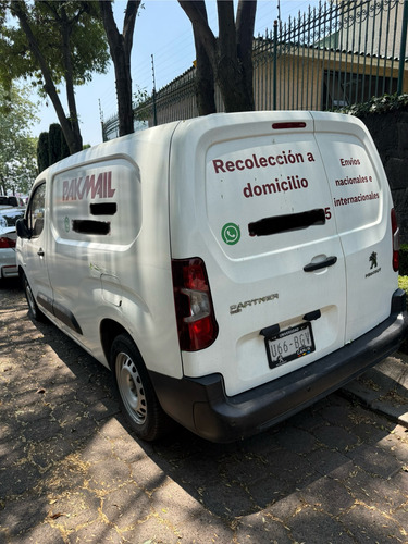 Peugeot Partner Maxi 5 puertas