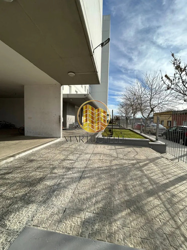 Apartamento De 2 Dormitorios Amoblado En Alquiler Anual, Zona Céntrica De San Carlos