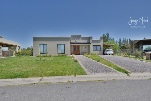 Casa Perimetral Bueno #0-100 - San Sebastian - Area 10 - 160m2 #id 2546