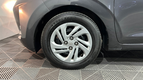 Hyundai Grand I-10 Plus 1.2 MT