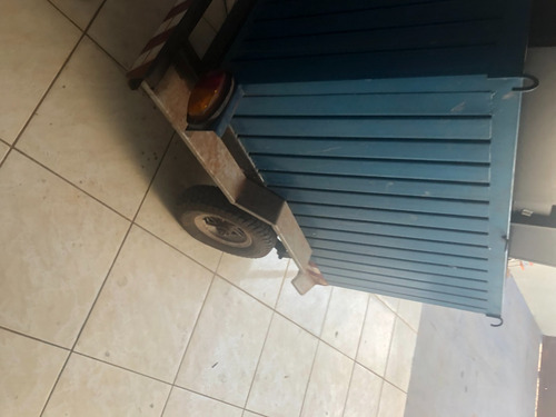 Imagem 6 de 7 de Carretinha