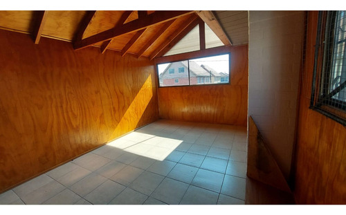 Casa Remodelada En Santo Tomás (4d-4b) - Quilicura