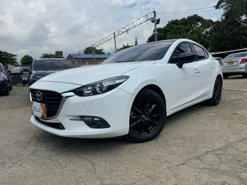 Mazda 3 Touring