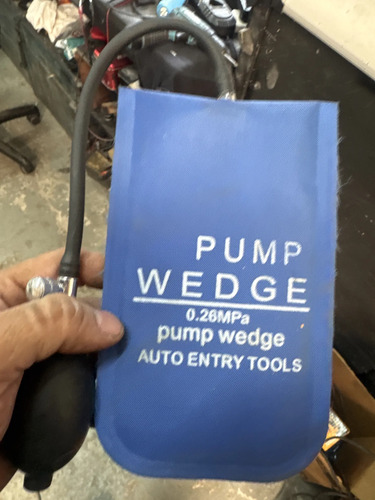 2897074029