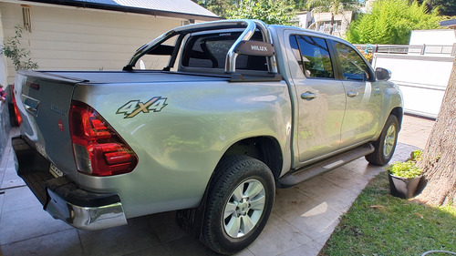 Toyota Hilux 2.8 Cd Sr 177cv 4x4