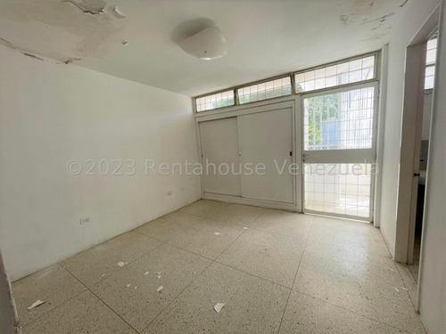 Imagen 19 de 20 de Casa Con Jardin En Venta En El Cafetal Mls#23-22476