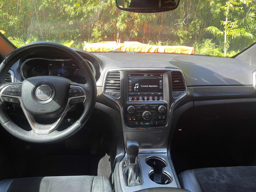 Imagen 11 de 15 de Jeep Grand Cherokee Grand Cherokee Altitud