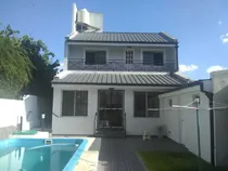 Comprar En Venta En El Palomar Zona Barrio Aeronautico A 5 Cuadras De La Estacion Chalet Al Fondo De 6 Ambientes 2 Baños Quincho Pileta  F: 8740