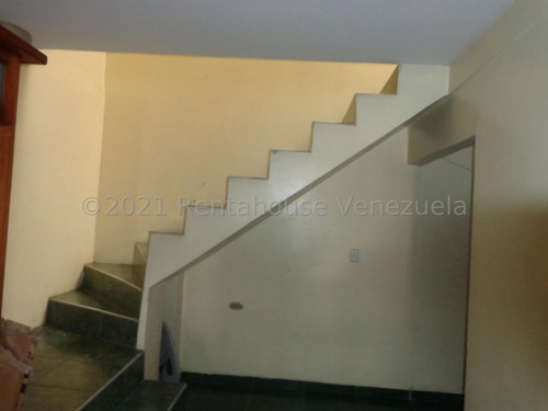 Imagen 24 de 30 de Casas En Venta La Puerta Cabudare Excelente Zona Mls #22-7484 Rg 0424-6724337