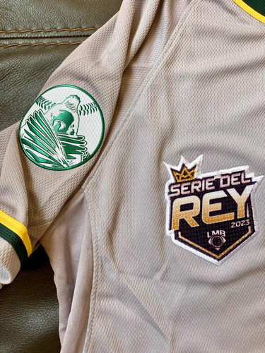 Jersey Pericos De Puebla Campeón Parche Serie Del Rey (Usado)