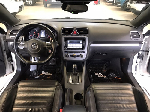 Imagen 4 de 8 de Volkswagen Scirocco 1.4 Tsi At Cuero 2014
