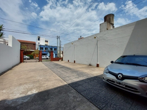 Imagen 14 de 14 de Departamento De 2 Ambientes Con Cochera Y Patio En Venta En Wilde