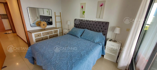 Departamento En Torre Tressesenta Piso Alto Al Frente