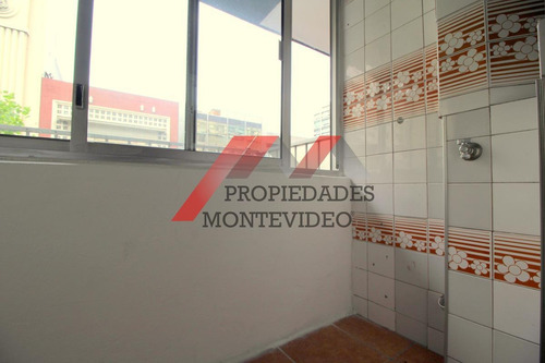 Apartamento En Venta 2 Dormitorios - Centro: