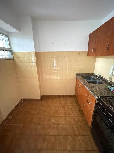 Imagen 5 de 7 de Departamento En Venta En Ramos Mejía