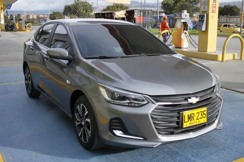Chevrolet Onix 1.0T Premier Sedan At