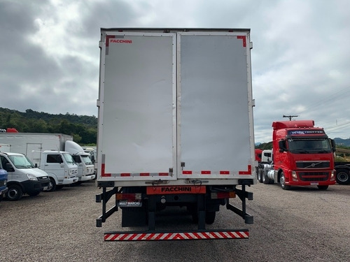 Imagem 5 de 15 de Mercedes Benz L 1113 - Baú 8.50m
