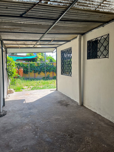 Casa 3 Hab 2 Baños Y 2 Estacionamientos - Curicó