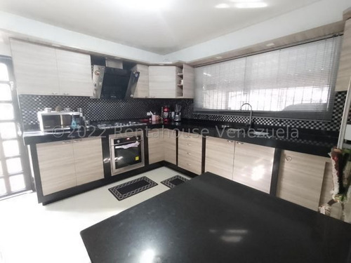 Imagen 5 de 14 de Casa En Venta En Urb. Las Amazonas, Santa Rita Cod. 23-14893 Dvm