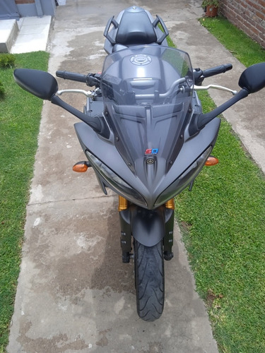 Yamaha Fazer 800