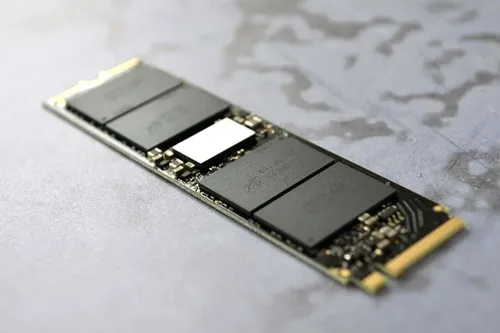 Unidade sólida SSD Crucial P3 de 4 TB preta M2 CT4000P3ssd8