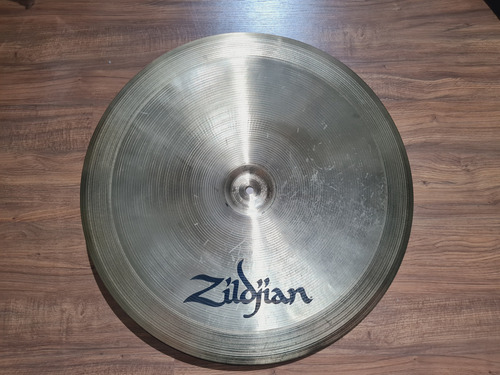 Zildjian Avedis China Low Boy 20 A Series - 2150 P.l X Natural (Usado)