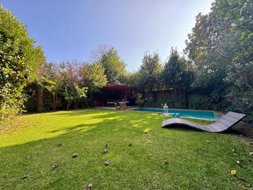Impecable Venta Los Castaños A Pasos Colegió Newland