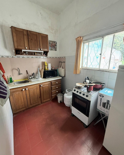 Casa Con Gran Potencial A La Venta/tres Dormitorios/belvedere