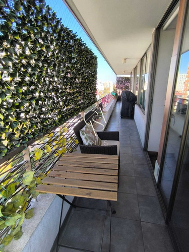 Cómodo Depto A Cuadras De Plaza Ñuñoa, Metro Chile España
