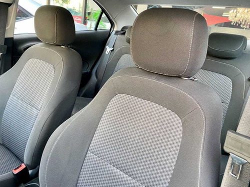 Imagem 12 de 15 de Chevrolet Prisma 10mt Joye 2019
