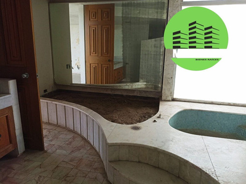 Casa En Venta En Fracc. Los Remedios
