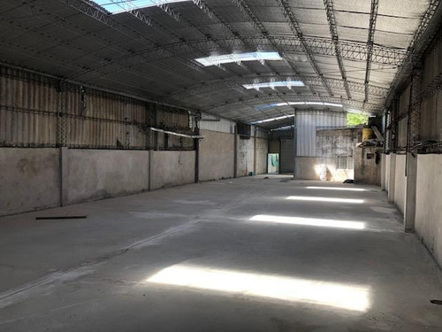 Imagen 10 de 11 de Depósito - Llavallol