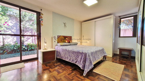 Imagem 19 de 30 de Casa Com 5 Dormitórios À Venda Com 222.4m² Por R$ 1.050.000,00 No Bairro Seminário - Curitiba / Pr - 694