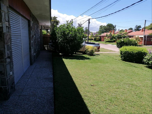 Vendo Impecable Casa, Cerca De Todo Atlantida Dorm 3 +