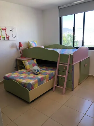 Preciosa Casa Tipo Duplex En Altos Juriquilla, 149 M2, De Super Lujo !!