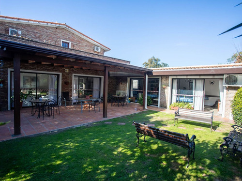 Venta De Casa - Residencial O Clinica