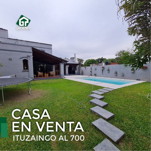 Hermosa Casa En Venta Sobre Calle Ituzaingó Al 700 - Yerba Buena