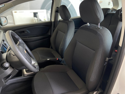 Imagen 13 de 20 de Chevrolet Spin Lt 5a 2023 Af