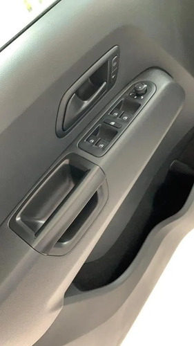 Imagen 7 de 15 de Volkswagen Amarok Trendline T 2023 Unica Unidad