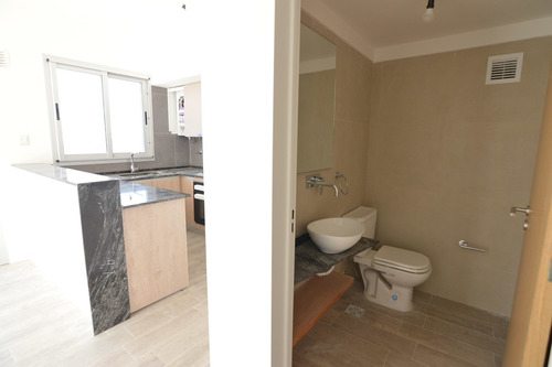 Imagen 9 de 22 de Departamento 3 Amb. Con Cochera Venta Ubicado En Boedo, Capital Federal, Buenos Aires