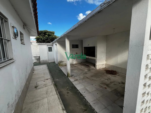 Casa Venta Solymar Sur, A Metros Rambla, 2 Dormitorios, Estufa Leña, Barabacoa, Garage
